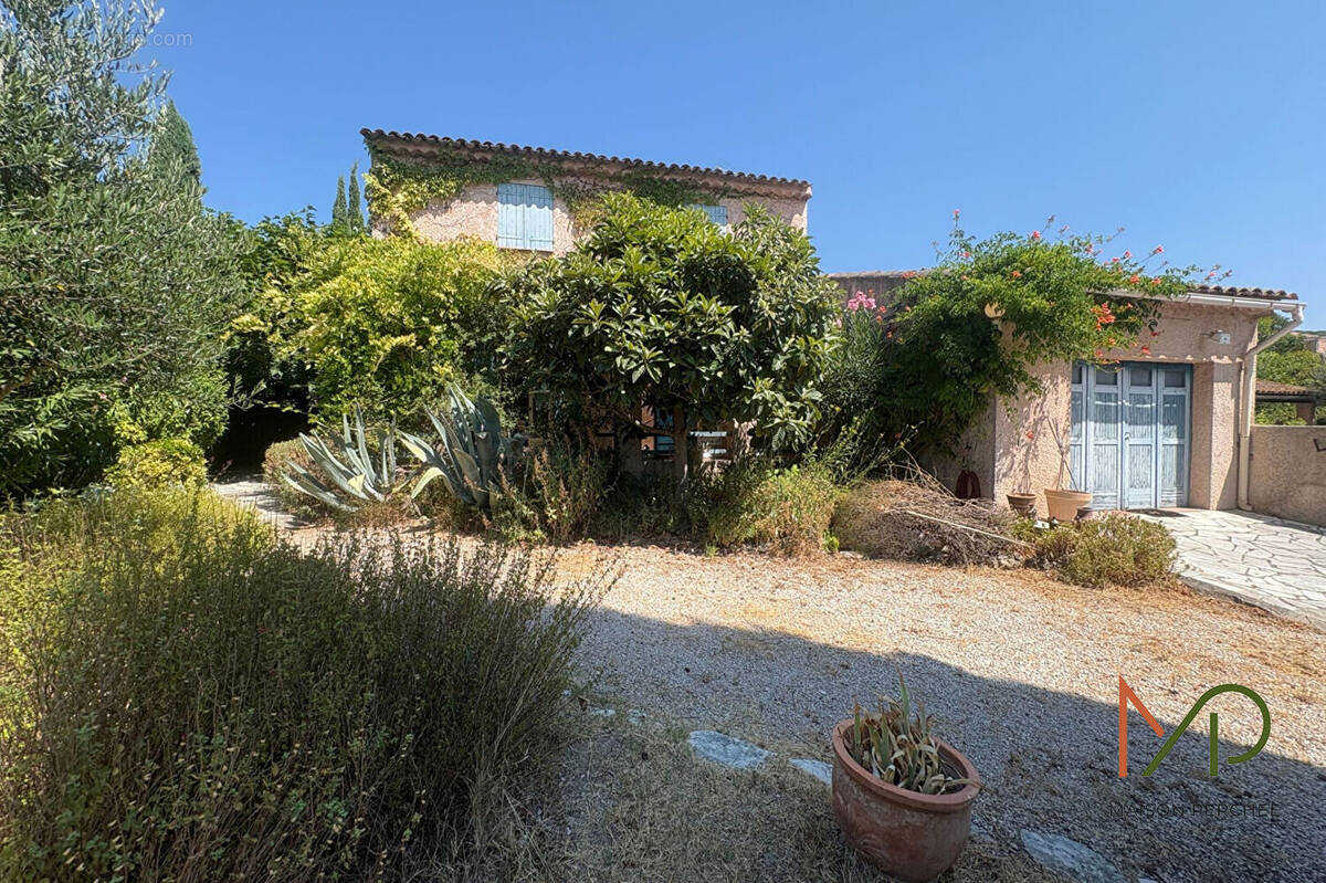 Maison à LORGUES