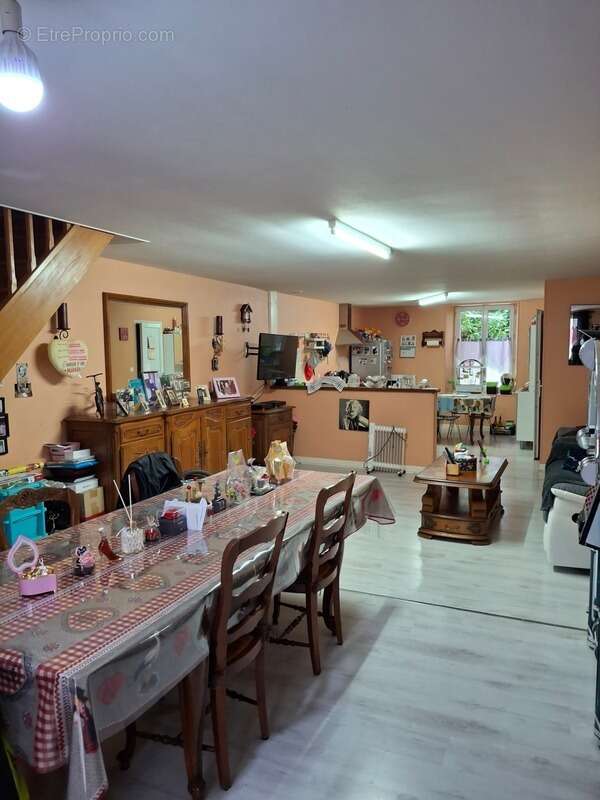 Appartement à MONTIERS-SUR-SAULX