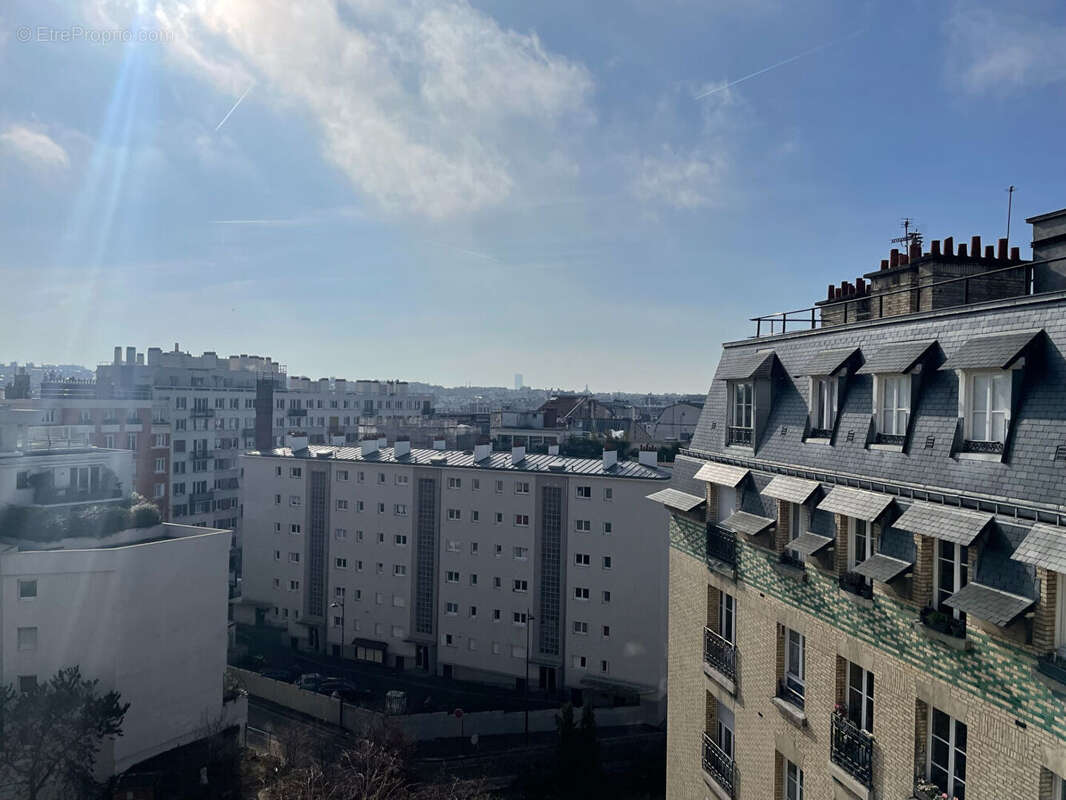 Appartement à PARIS-17E