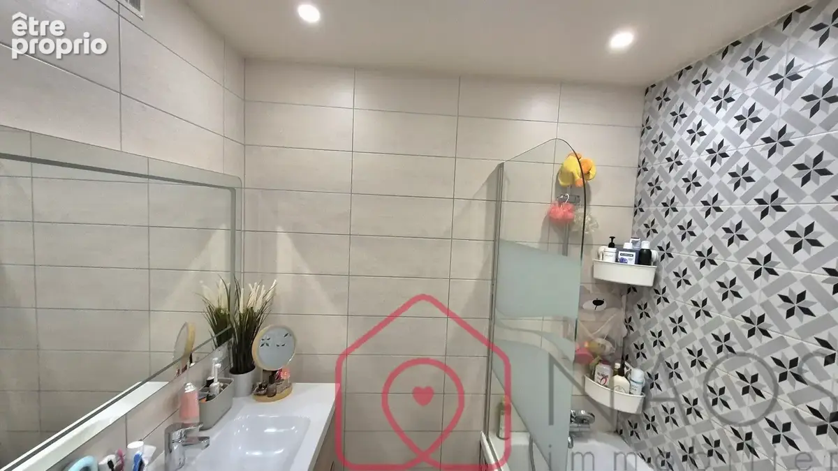 Le Parc - T3 de 55 m² - Entièrement rénové - photo 6