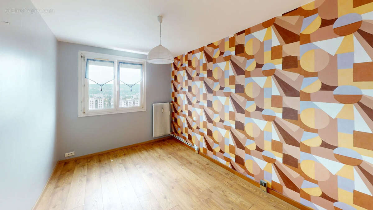 Appartement 4 pièces à vendre au 12ème étage à Besançon - Réf. 5982 - photo 4