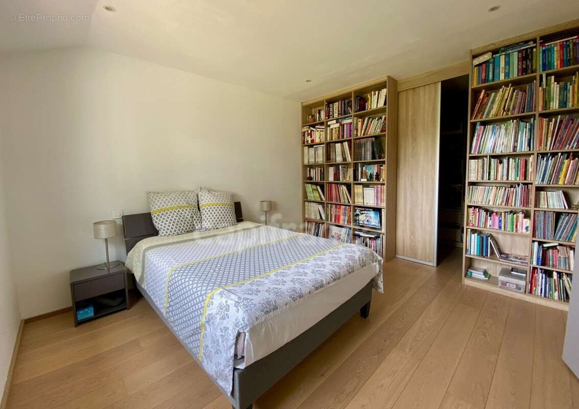 Maison à vendre 6 pièces ECHENEVEX (01) - photo 10