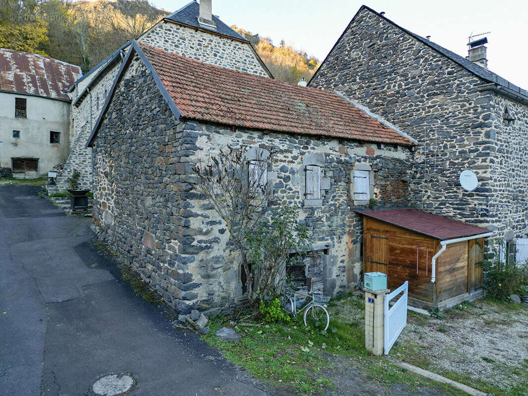Maison à JOURSAC