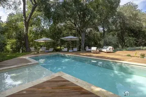 Maison 500 m² à Cannes  - photo 2