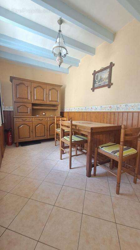 Maison à VILLAINES-LA-JUHEL