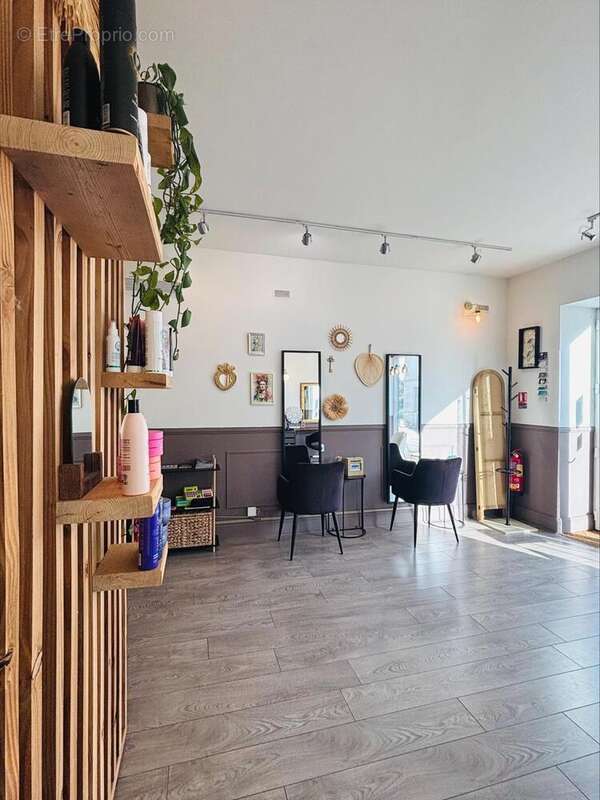 Photo 4 - Commerce à GUJAN-MESTRAS