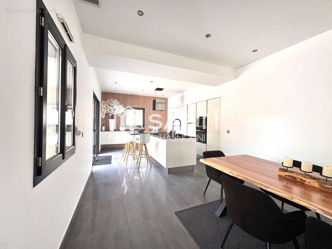 Photo 7 - Maison à VILLETELLE