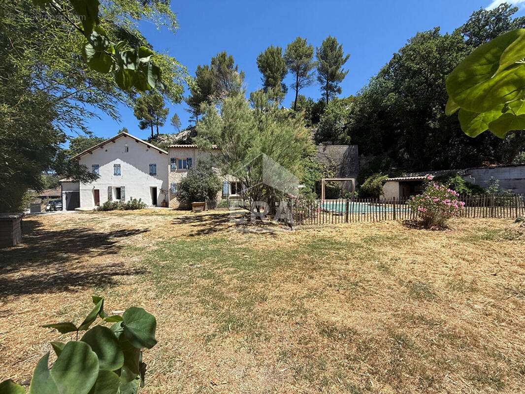 Maison à ROQUEVAIRE