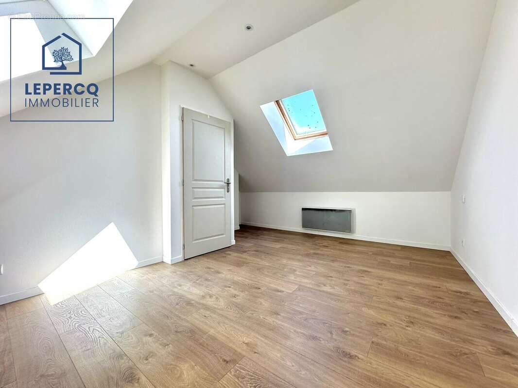 Maison à LA FERTE-MILON