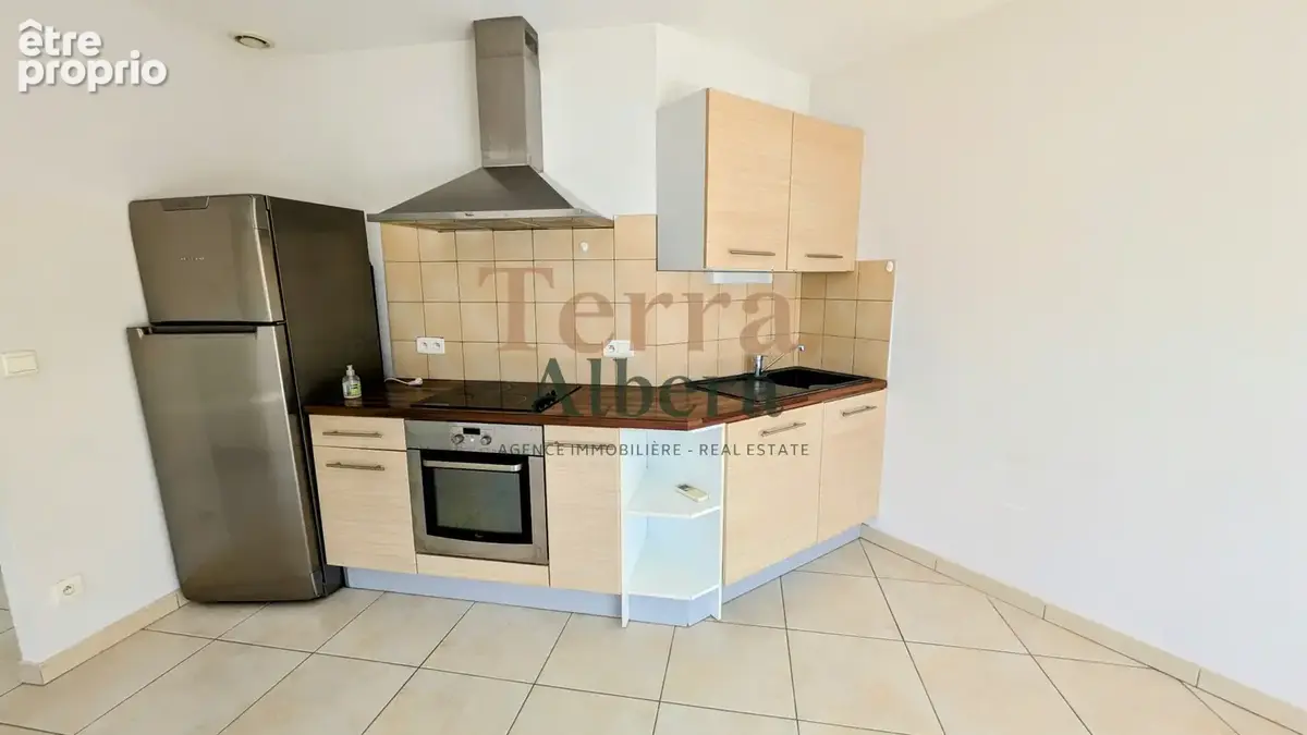 Sorède  - Appartement T3 avec terrasse et garage - photo 7