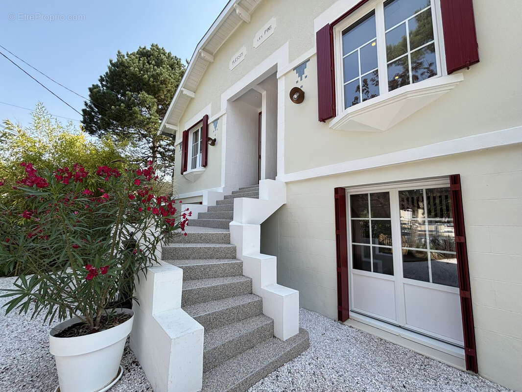 Maison à SAINT-GEORGES-DE-DIDONNE