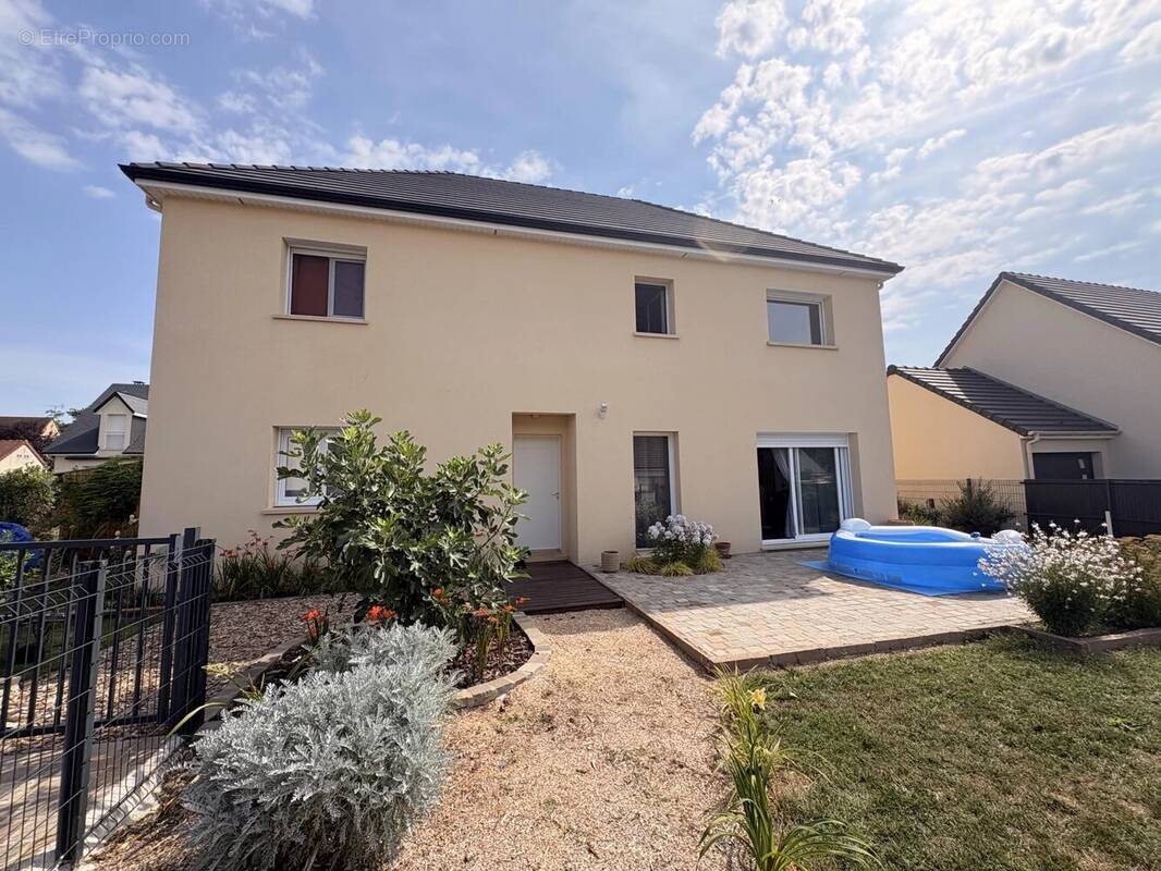 Maison à PACY-SUR-EURE