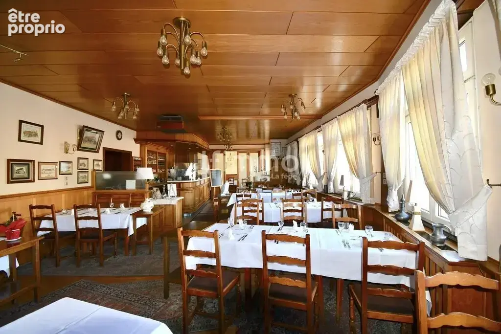 Hotel restaurant à Merckwiller-Pechelbronn (67250) - photo 2