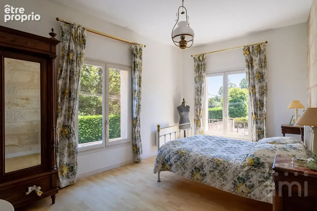 Artigues limite Tresses : Propriété de 221m2 sur 2500m2 - photo 10