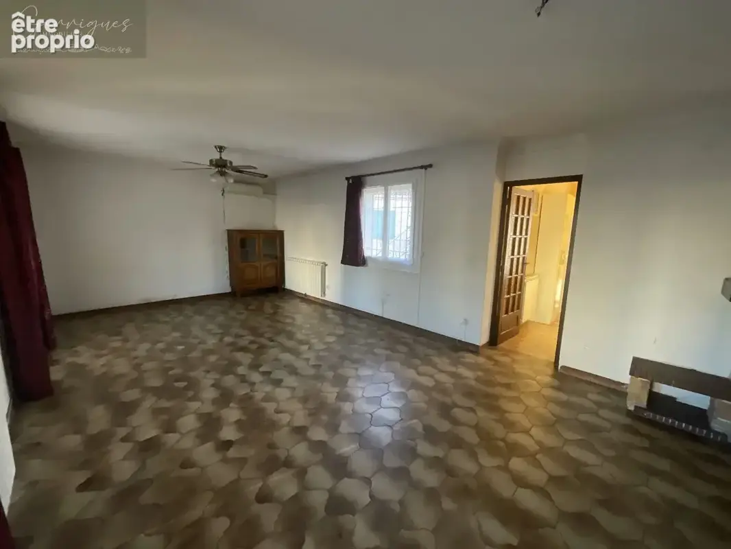 Milhaud, villa 6 Pièces. - photo 3