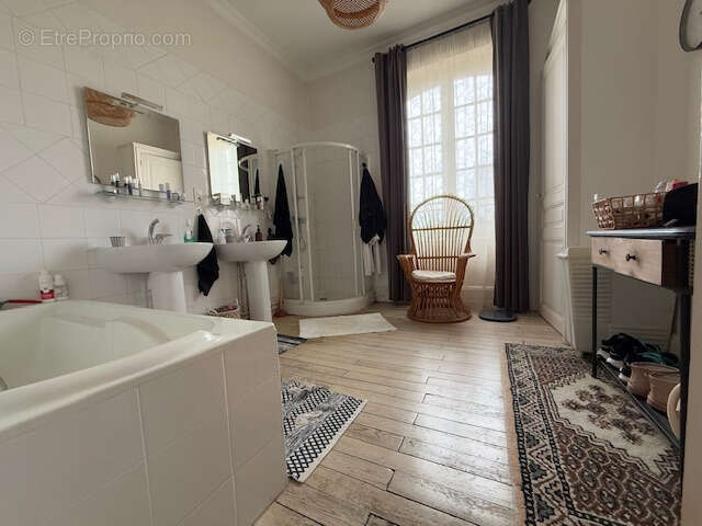 Maison à BELLERIVE-SUR-ALLIER