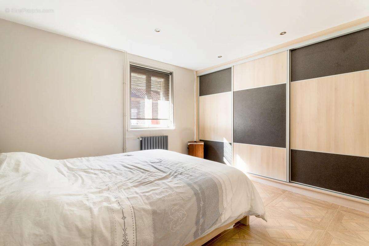 Maison à CROIX