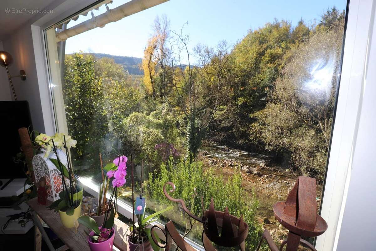 Maison à TOURRETTES-SUR-LOUP