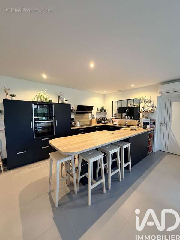 Photo 2 - Maison à CLEDEN-POHER