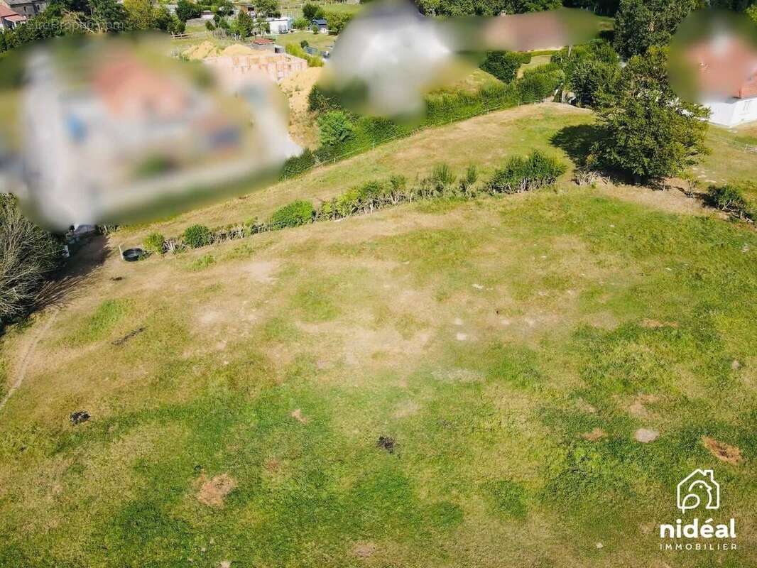 Terrain 815 m² à Ferriere-La-Petite  - photo 2