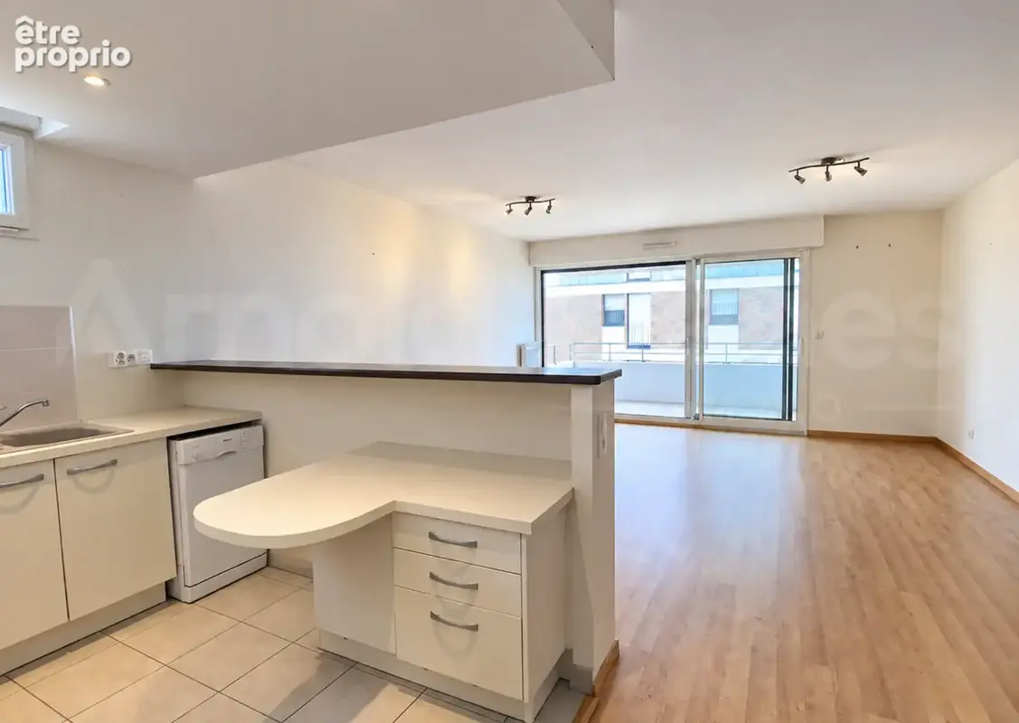 Appartement T5 à vendre à Chantepie   4 chambres, terrasse, garage fermé, parking et cave - photo 2
