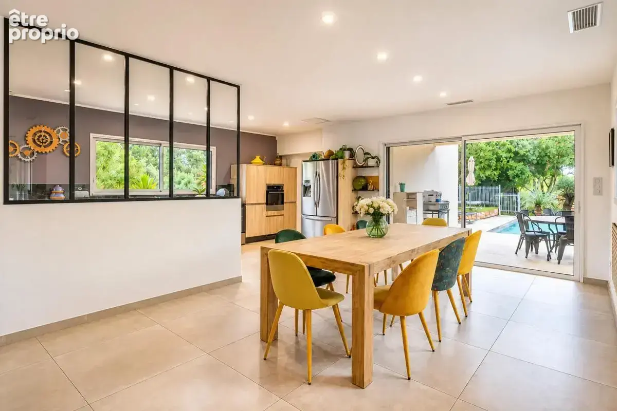 Maison de 10 pièces de 220 m² à Causse-de-la-Selle - photo 10