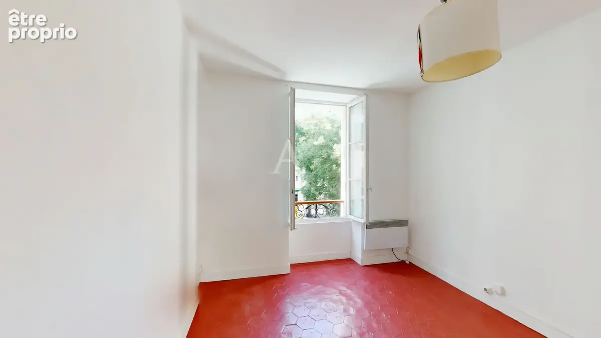 Appartement à PARIS-10E