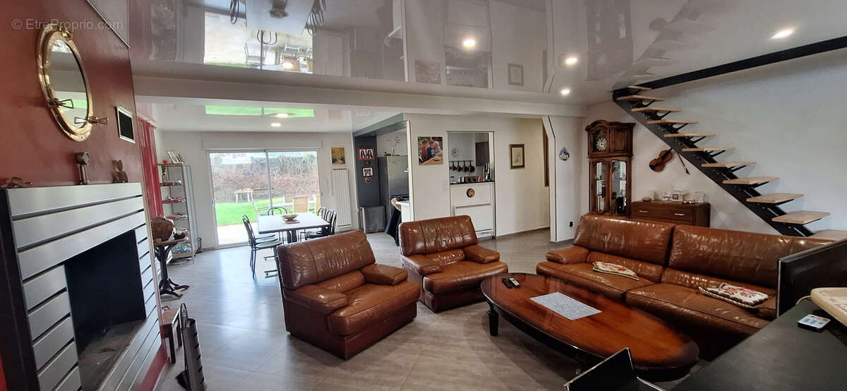 Maison à FONTAINE-LA-GAILLARDE