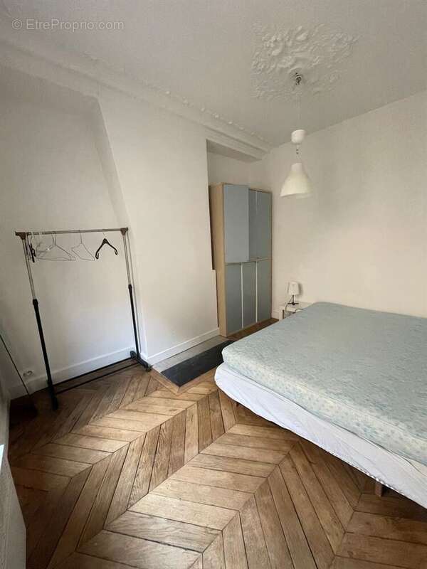 Appartement à PARIS-10E