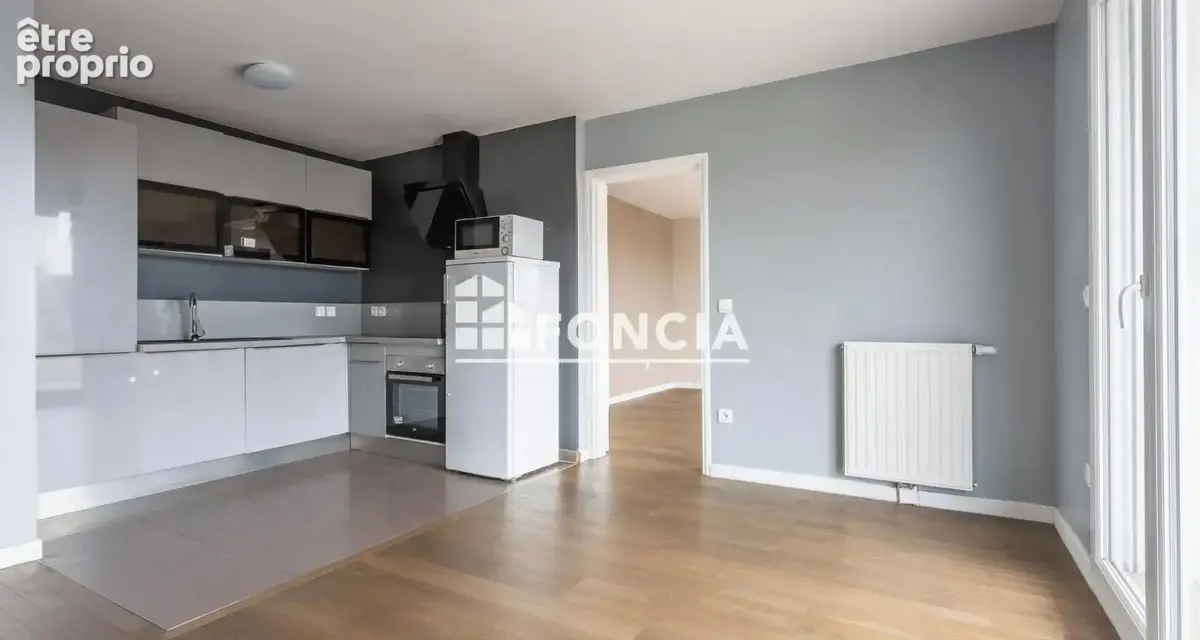 Appartement 3 pièces recent vendu loue dans une  résidence de standing - photo 6