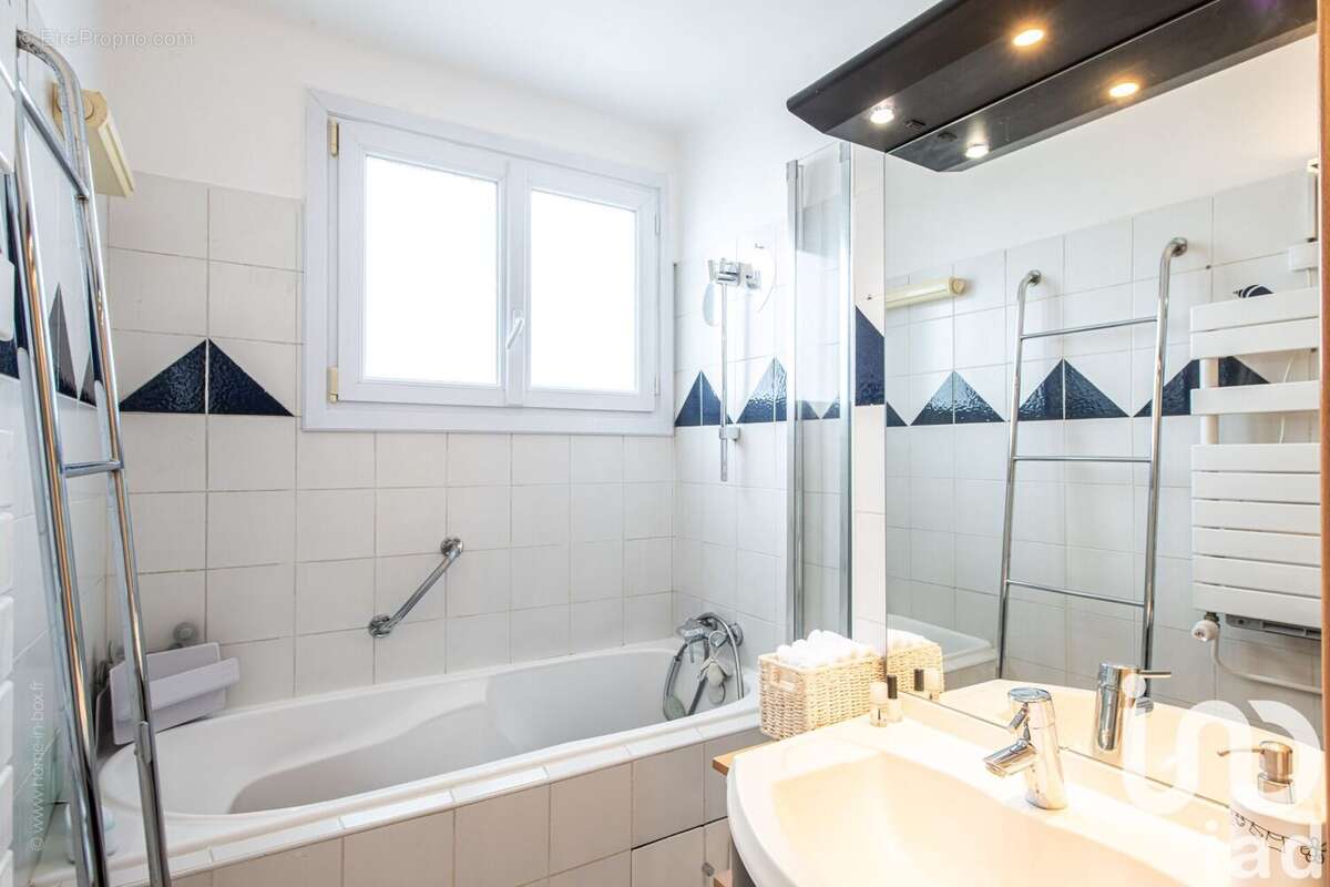 Photo 9 - Appartement à RUEIL-MALMAISON