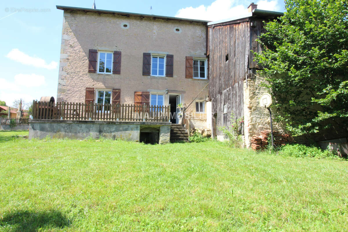 Maison à PADOUX