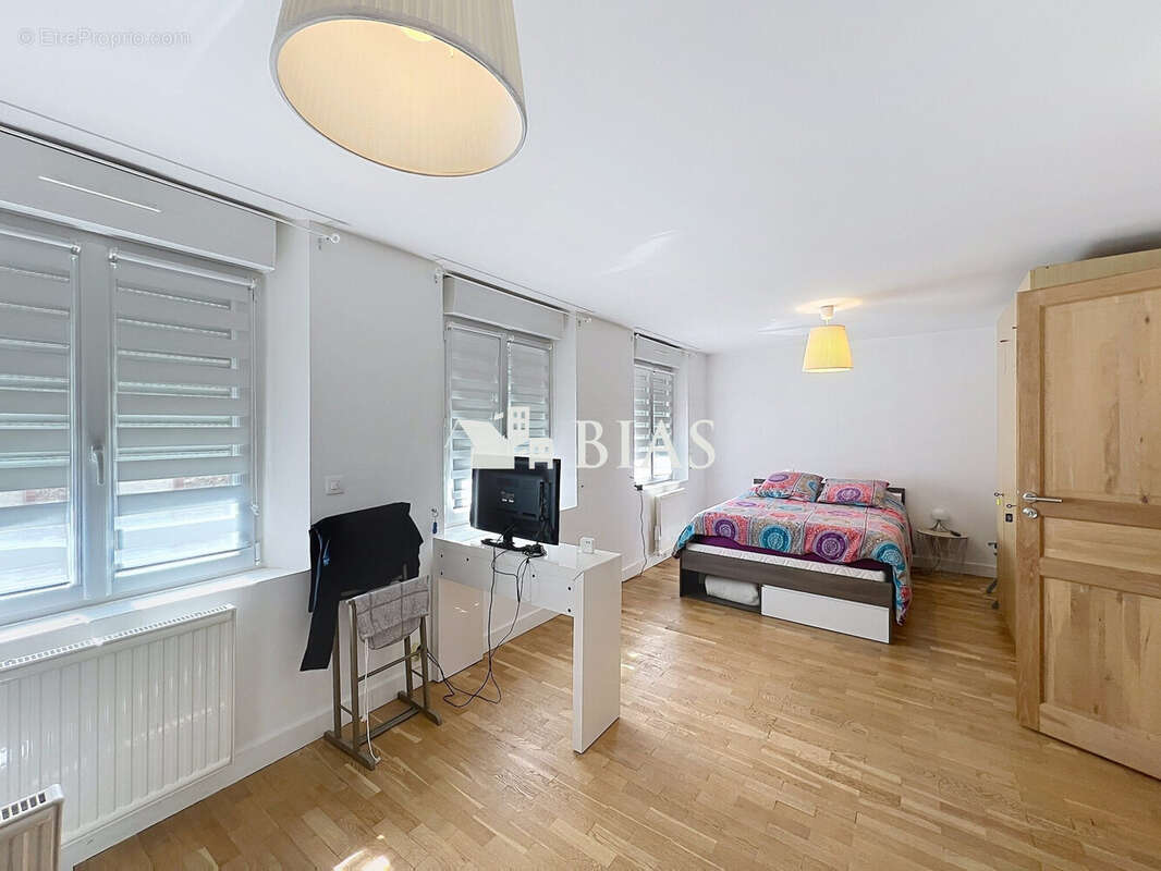 Maison 104 m² à Le Noyer-En-Ouche  - photo 6