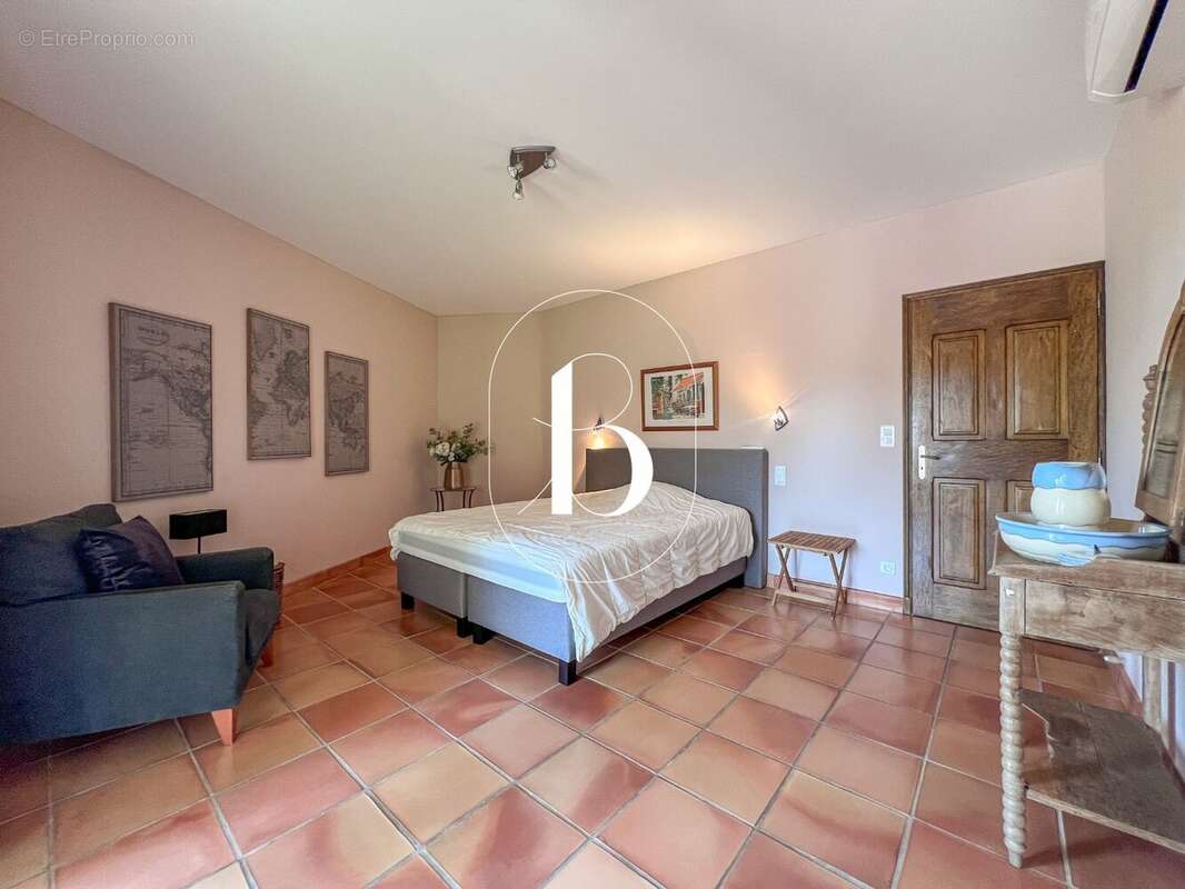 Maison 180 m² à Sabran  - photo 22