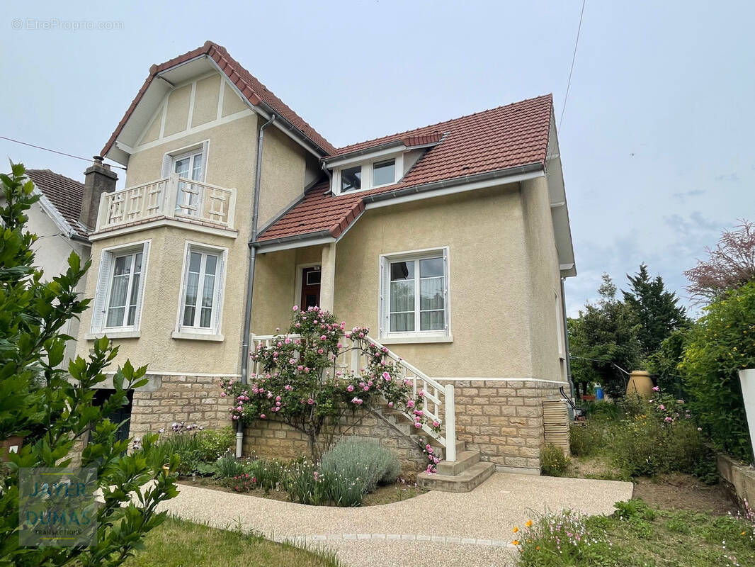 Maison à CHALON-SUR-SAONE