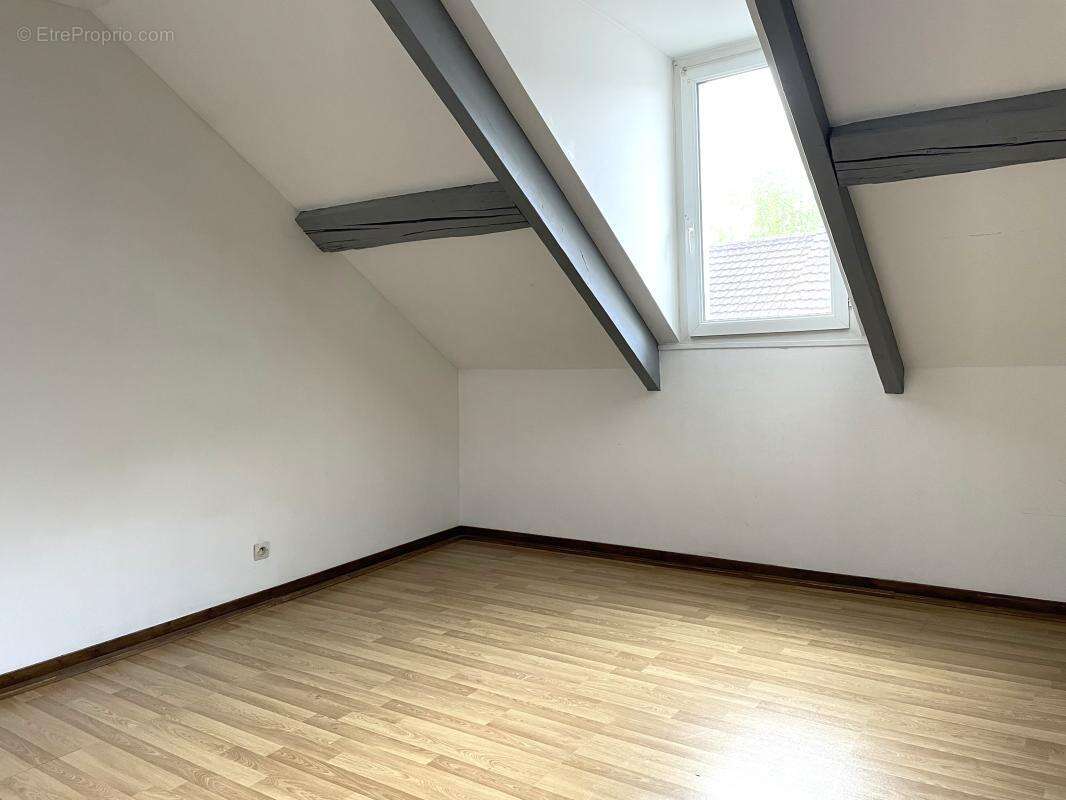 Appartement à AUVERS-SUR-OISE