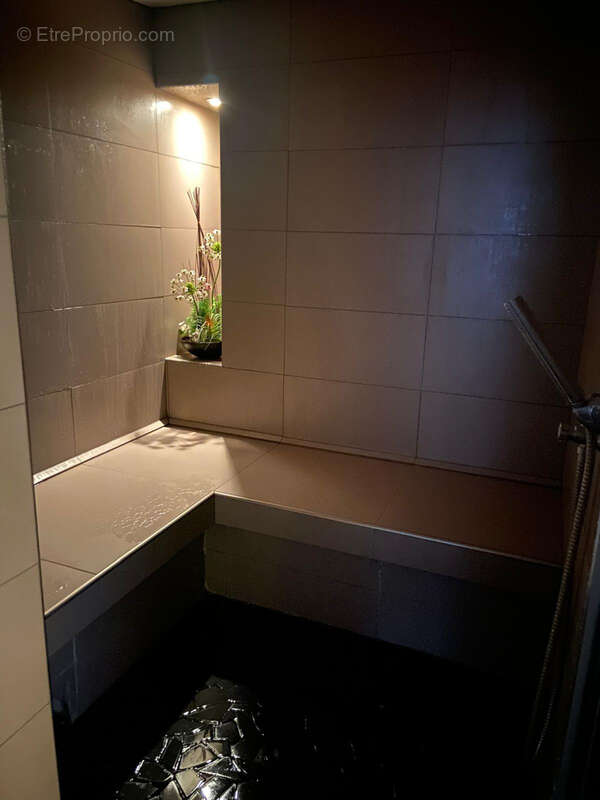 Commerce à MONISTROL-SUR-LOIRE