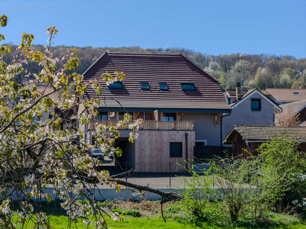 Appartement à EVIAN-LES-BAINS