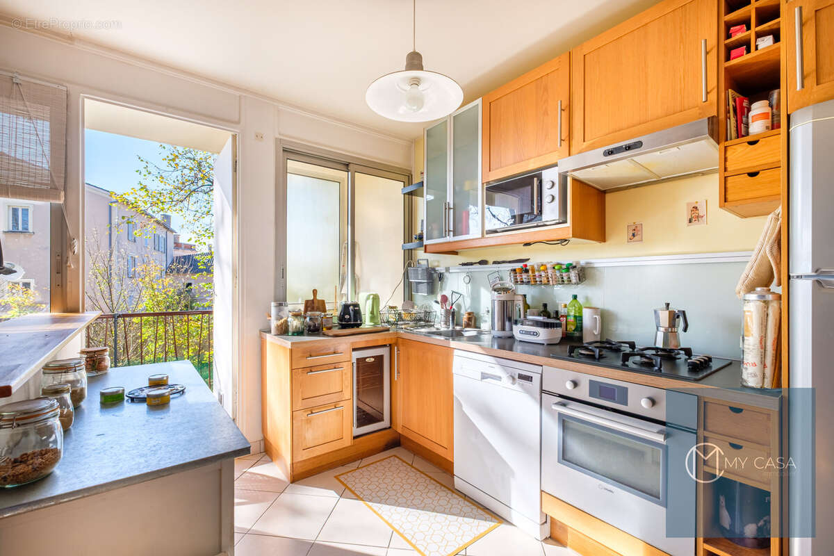 Appartement à LYON-9E