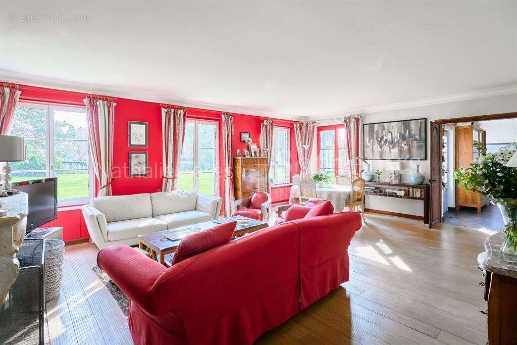 Maison à CROIX