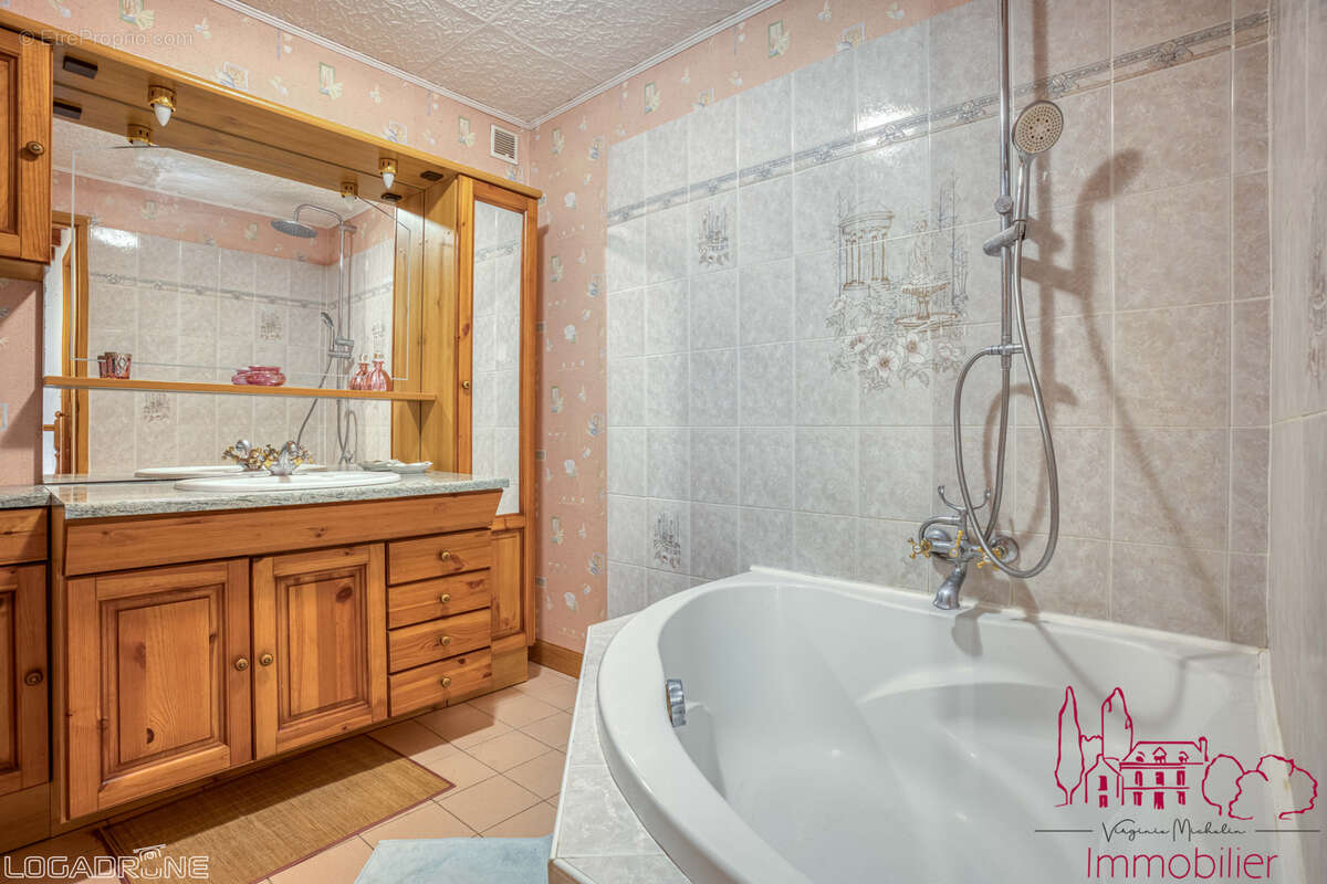 Maison à VILLAMBLARD