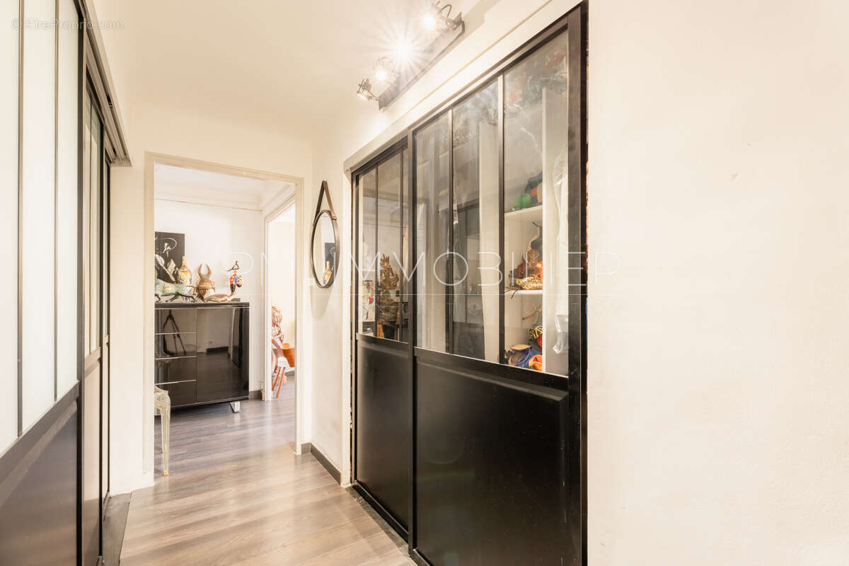 Appartement à MARSEILLE-7E