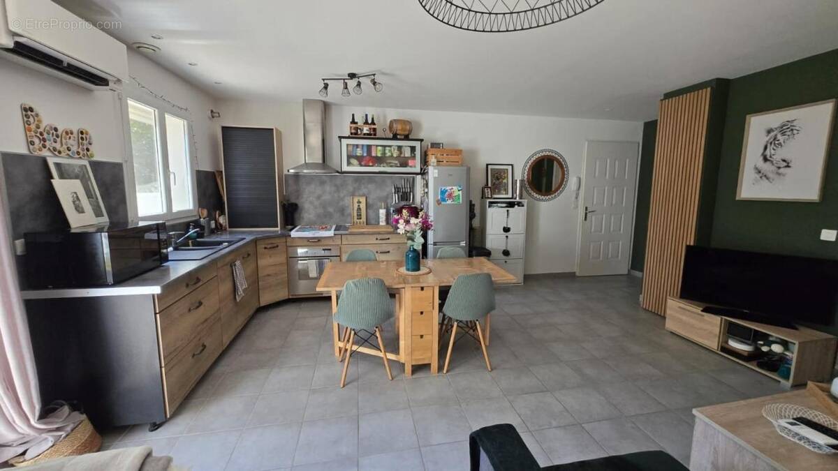 Appartement à CASTRIES