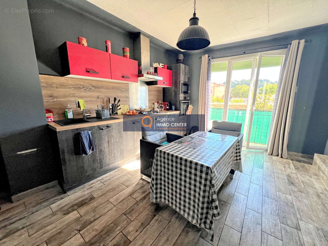 Appartement à OLLIOULES