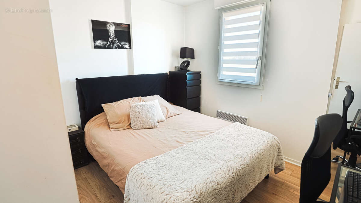 Appartement à NEAUPHLE-LE-CHATEAU