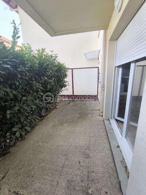  Charmant T1 avec terrasse, garage et parking –  Idéal investissement locatif ou premier achat - photo 5