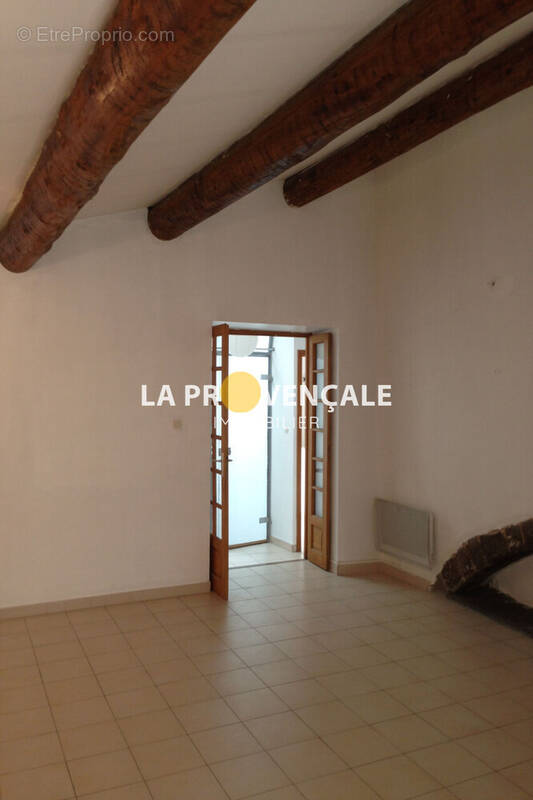 Appartement à TRETS