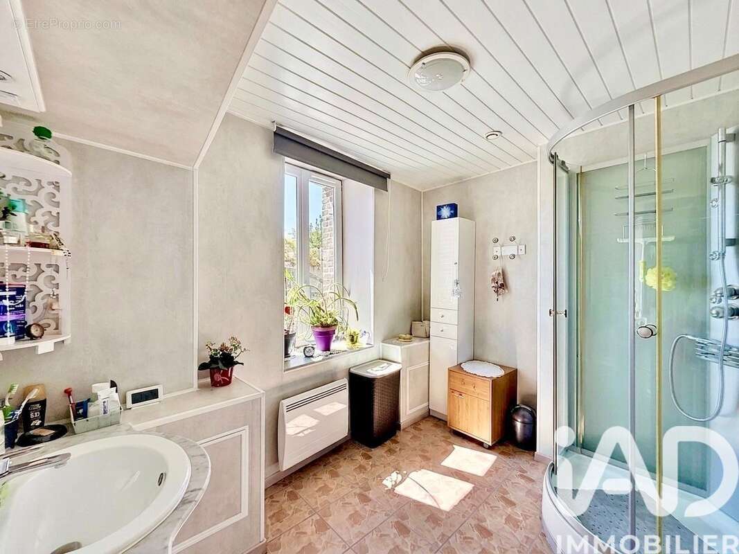 Maison 134 m² à Armeau  - photo 6