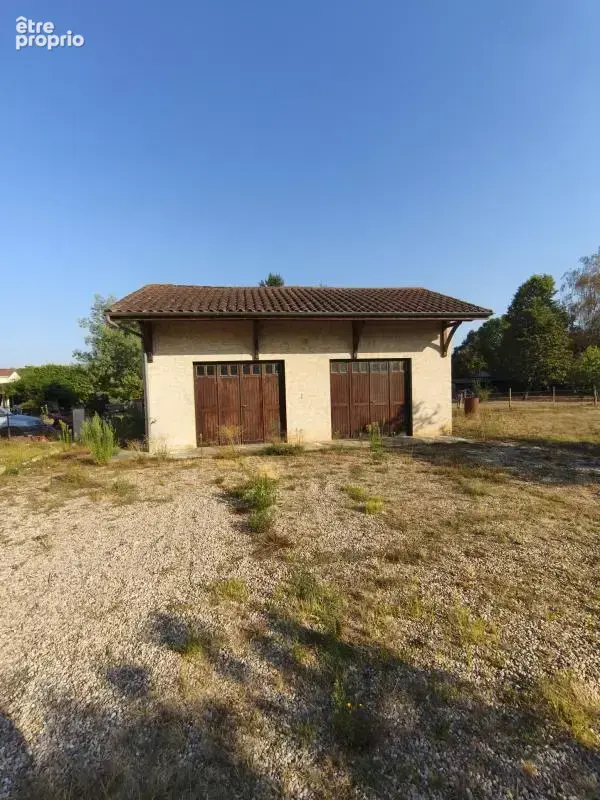 Maison 5 pieces 2100 m2 de terrain - photo 8