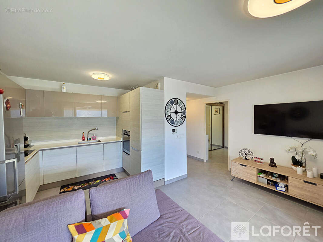 3 pièces résidence avec piscine - photo 6